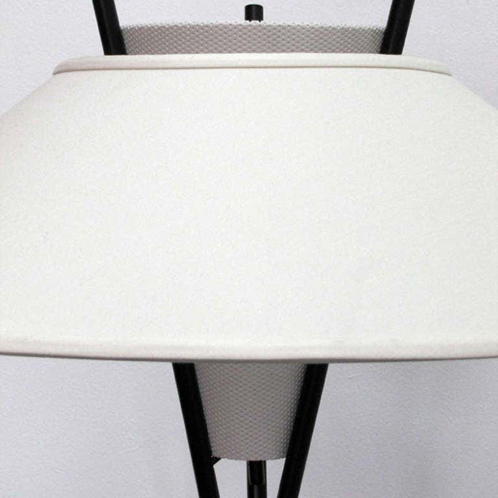 Montrevia Stehlampe | Modernes Design | Minimalistische Ausführung | Hohe Qualität | Effektive Beleuchtung | Perfekt für Wohnzimmer, Schlafzimmer,