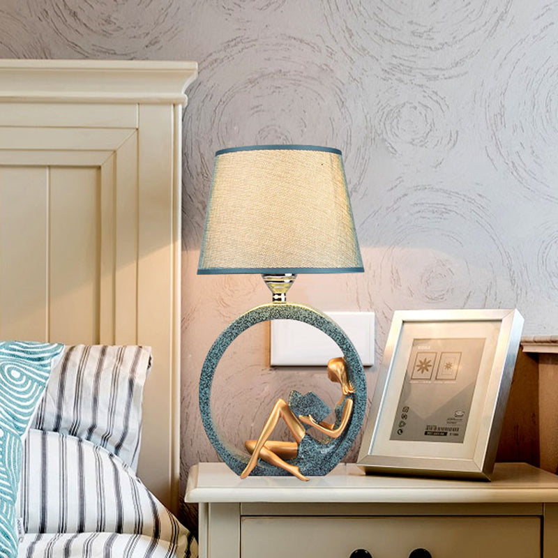 Lampe de lecture pour enfants | Design fille | Abat-jour en tissu bleu | Résine de haute qualité | Éclairage moderne pour chambre d'enfant | 16-20"