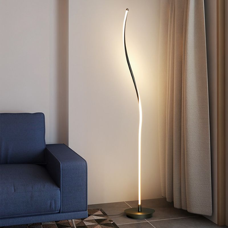 Lavianza | Moderne Stehlampe | Minimalistisches Design | Schlanke Form | Hohe Qualität | Perfekt für Wohnzimmer und Schlafzimmer | Elegante