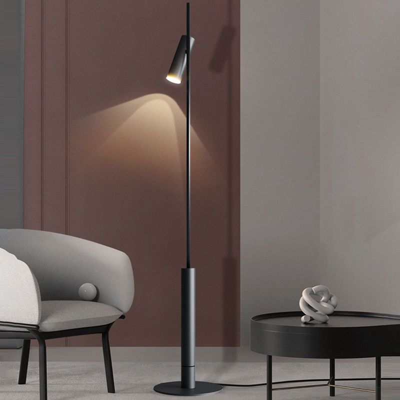 Stehlampe | Domerina | Minimalistisches Design | Moderner Stil | Hohe Qualität | Funktionale Beleuchtung | Für Wohnzimmer und Schlafzimmer | Robuste