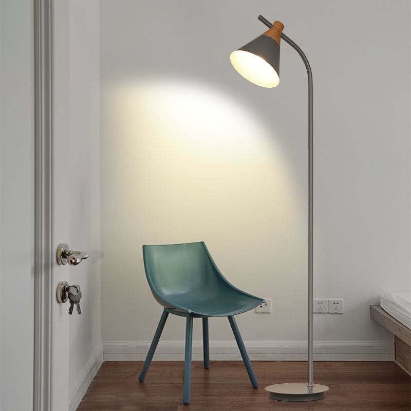 Trevinae | Modernes Design | Minimalistische Stehlampe | Effektive Beleuchtung | Hohe Qualität | Kompakt und vielseitig | Ideal für Wohnzimmer, Büro