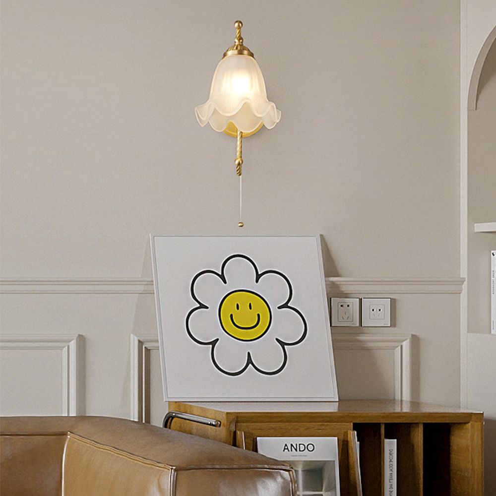 Retro Glamour Wandleuchte | Französisch Inspiriert | Glasdetails | H29cm x Ø20cm | E27 Fassung | CE & UL Zertifiziert | Stilvolle Eleganz für das