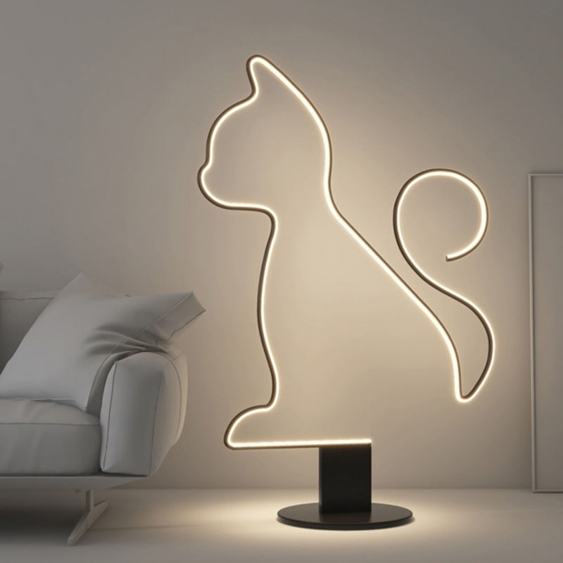 Linthore | Moderne Stehlampe aus Metall | Effektive Beleuchtung | Skulpturales Design | Robuste Konstruktion | Silber-Finish | Perfekt für