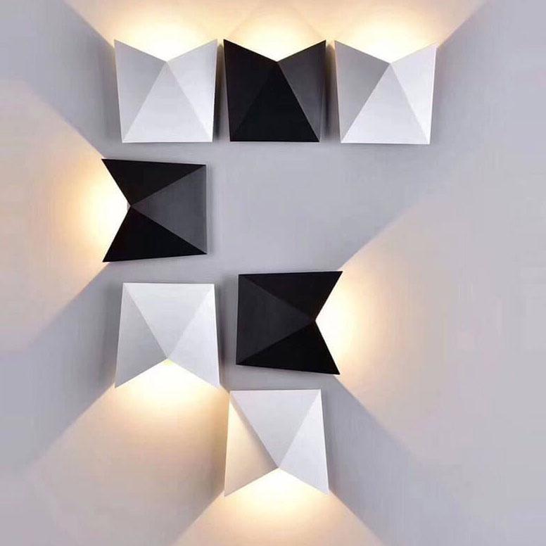 Origami LED Wandleuchte | Modernes Design | Schwarz-weiß | Aluminium | 1 Licht | 6W | 600 lm | Eingebaute LED | Einfache Installation | Geeignet für