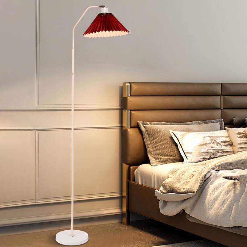 Castaviro | Justierbare Stehlampe | Modernes Design | Faltbare Lampenschirm | Kompatibel mit LED- und Glühlampen | Beleuchtung für Wohnzimmer,