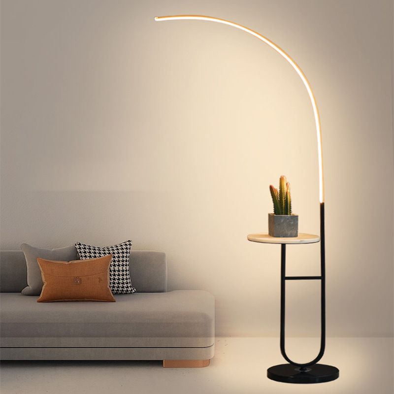 Raventina | Moderne Stehlampe mit integrierter Tischplatte | Stilvolles Design | Effektive Beleuchtung | Robuste Konstruktion | Ideal für Wohnräume &