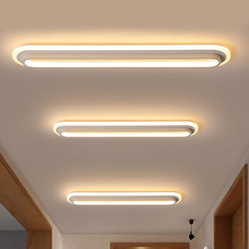 Oval LED Belysning | Moderne Loftlampe | Sort/Hvid Metal | Akryldiffusor | Energibesparende | Justerbar Lysstyrke | Stilfuld