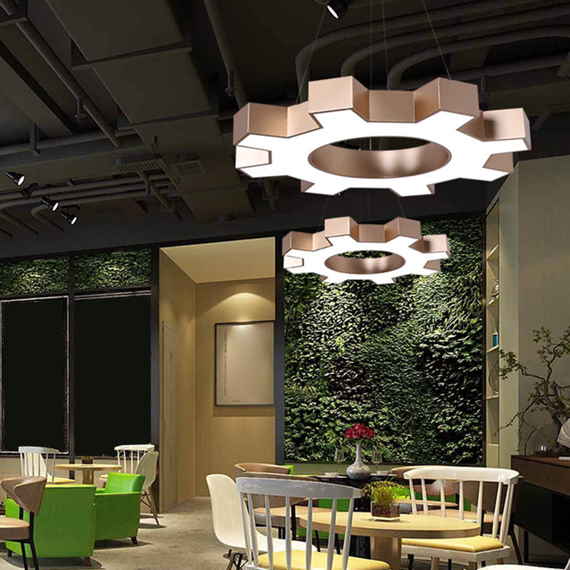 Lampe LED Gearformet | Design industriel | Salle de gymnastique | Éclairage économe en énergie | Or, Blanc, Noir | Style moderne | Largeur 60 cm