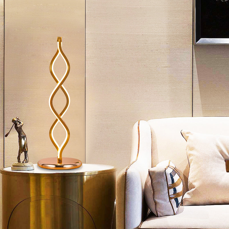 Lampe à bord LED | Design Art Déco Moderne | Lueur chaude | Finition dorée | Structure ondulée en fonte | Économe en énergie | Hauteur 45,7cm