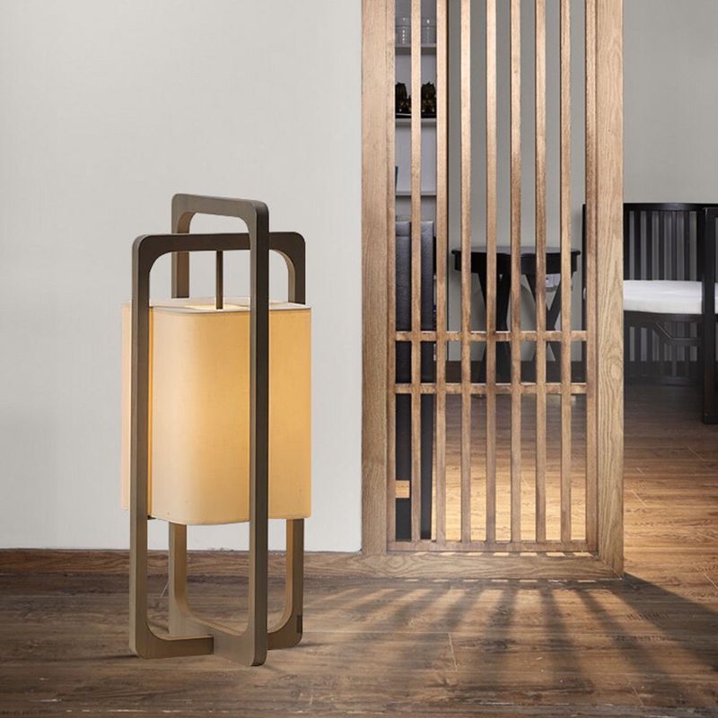 Castiro | Moderne Stehlampe | Stilvolles und langlebiges Design | Ideal für Wohnzimmer und Schlafzimmer | Kompatibel mit verschiedenen Lichtquellen