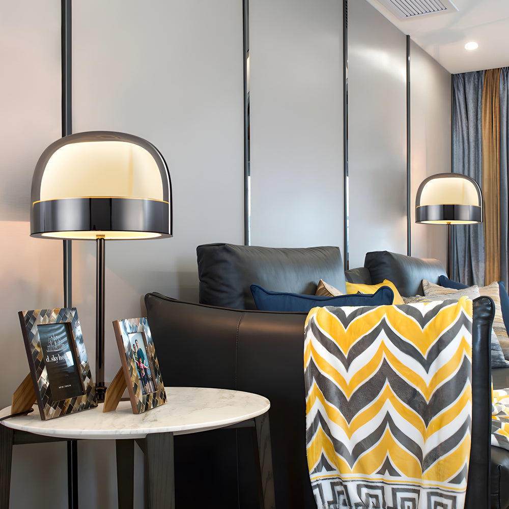 Aurora | Dekoratives Glasdesign | Laggeschichtete Beleuchtung | LED Inklusive | Tischlampe für elegante Einrichtung | 20x28 cm Glas und Metall