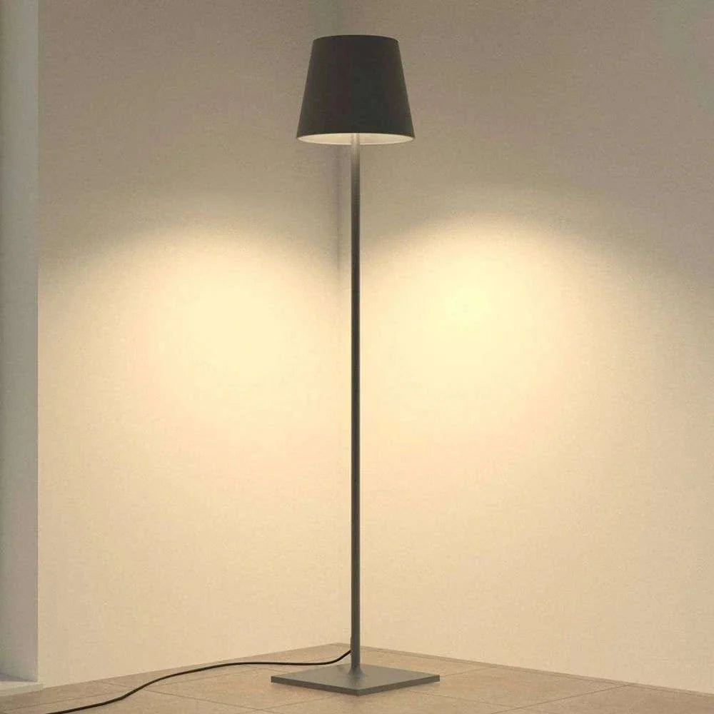 LED Stehlampe | Verstellbare Höhe | Modernes Design | Wiederaufladbar | Aluminium und Acryl | Schwarz und Weiß | 510 Lumen | IP54 Wasserdicht | 3000K