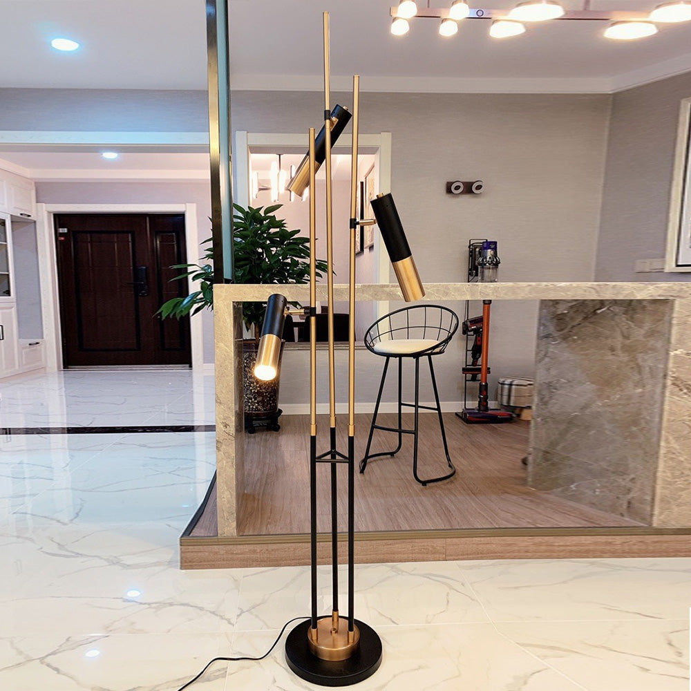 Cravione | Verstellbare Stehlampe mit 3 Spotlights | Schlankes Design | Industrieller Look | Optimale Flexibilität | Zeitloser Stil | Perfekt für