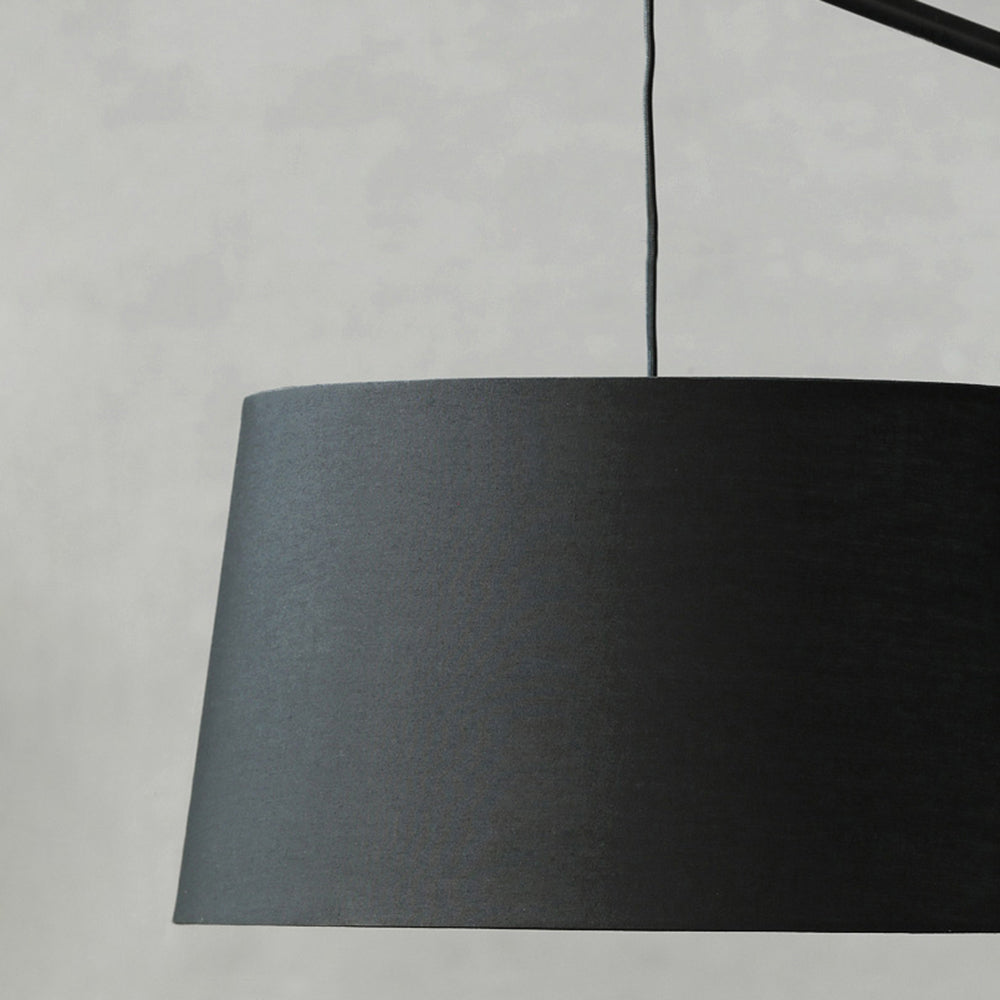 Pelario | Moderne und Stilvolle Stehlampe | Schlankes Design | Ideal für Wohnzimmer und Büro | Robuste Konstruktion | Effektive