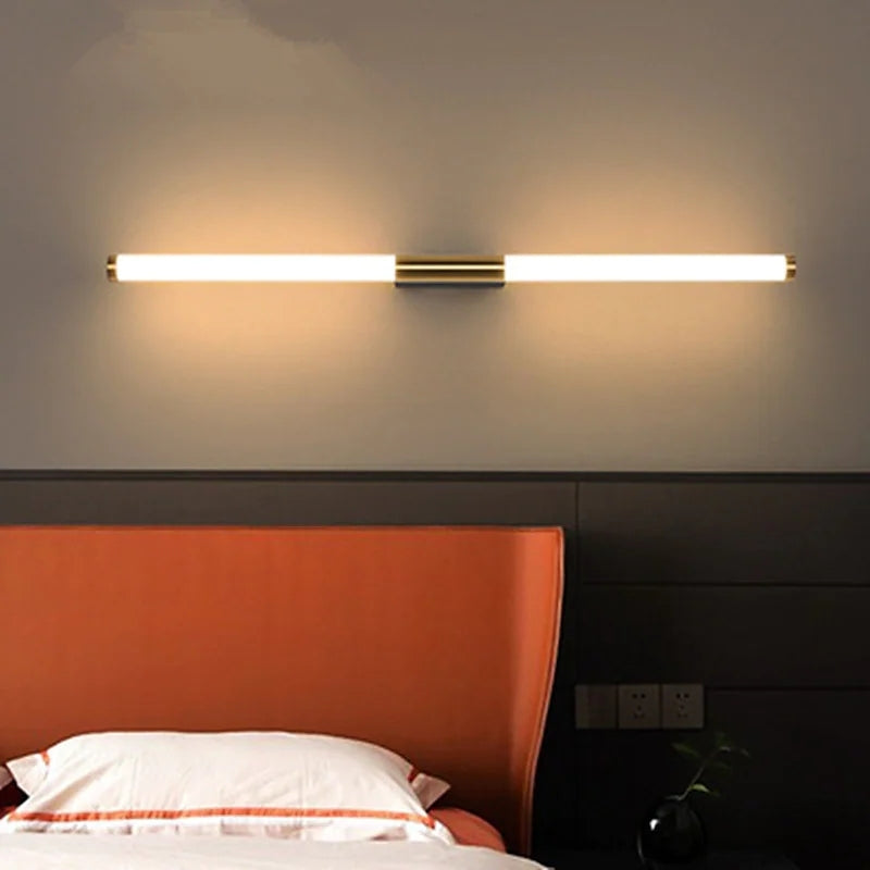 Leigh LED Wandleuchte | Weiß-Gold Metall | Modern Minimalistisches Design | Wohnzimmer & Badezimmer | Edelstahl & Acryl | 49-69 cm | LED 3000K/6000K