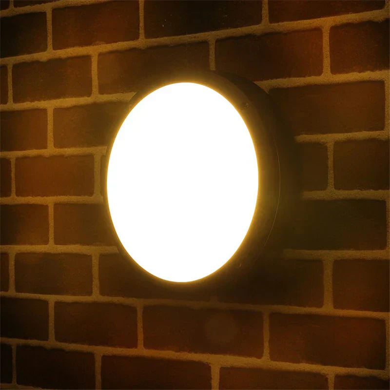 RadiantGlow | LED-vägglampa | Utomhusbruk | Vattentät aluminium | Energieffektiv | Enkel installation | Modern design | 15 cm | Spänning 85–265 V | Perfekt för uteplatser och uppfarter