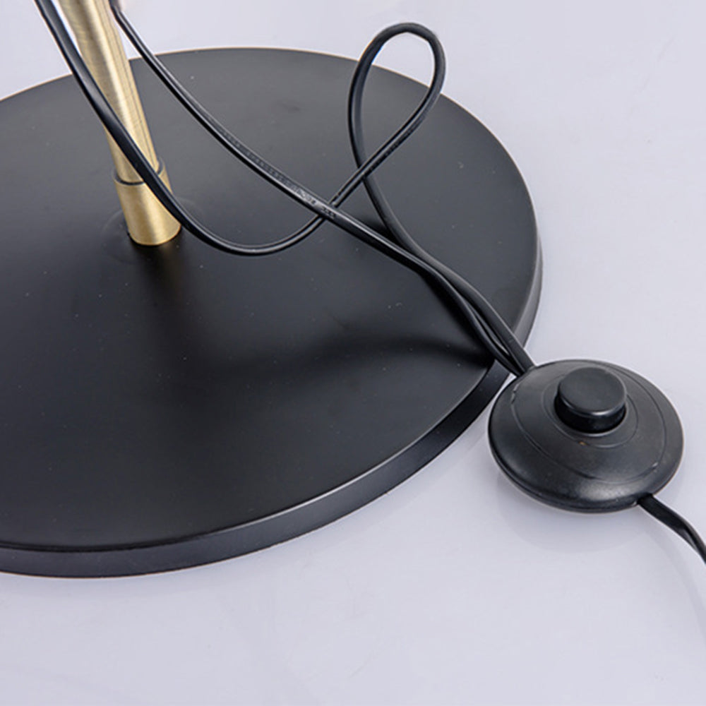 Castano | Verstellbare architektonische Lampe | Modernes Design | Industrie-Stil | Geeignet für Home-Offices & Wohnzimmer | Qualitätsmaterialien