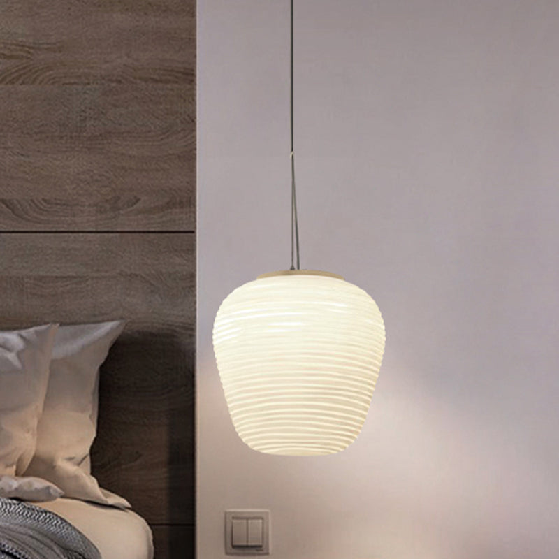 Marie | Moderne loftlampe | Ribbet glas | 1 Lyskilde | Hvid ramme | E26/E27 montering | Elegant pendel | Indendørs belysning | Alsidig