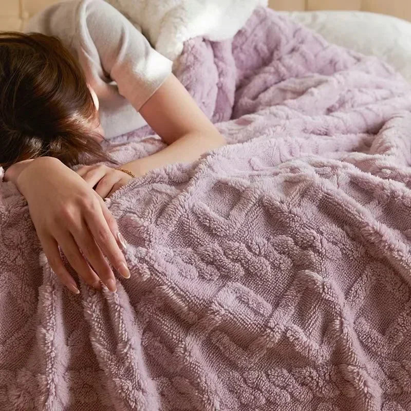 Lammeulds Vintertæppe | Ekstra Tyk & Isolerende Luksus | Komfort & Stil Til Koldere