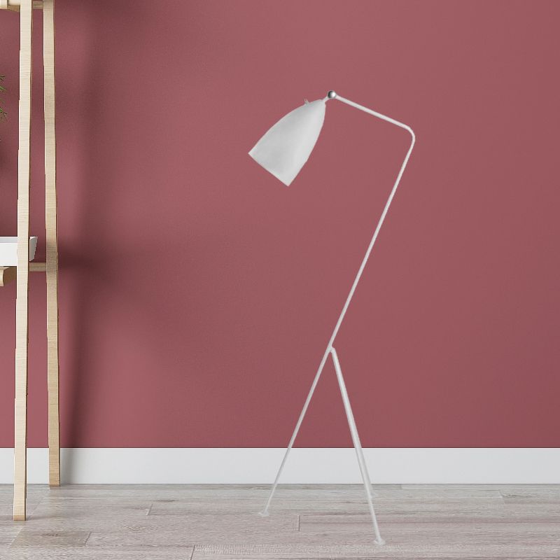 Carvella | Stehlampe | Stilvolles Design | Elegante Beleuchtung | Robuste Konstruktion | Hohe Qualität | Modernes Interieur | Geeignet für