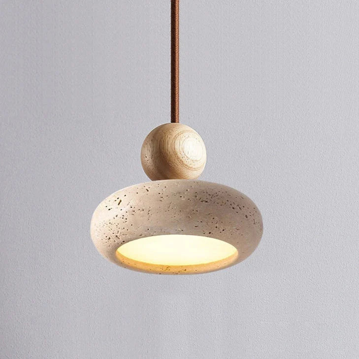 Alvione Bauhaus Lampe | Natursten Travertin | Moderne Design | LED Lys | Træbase | Varm Belysning