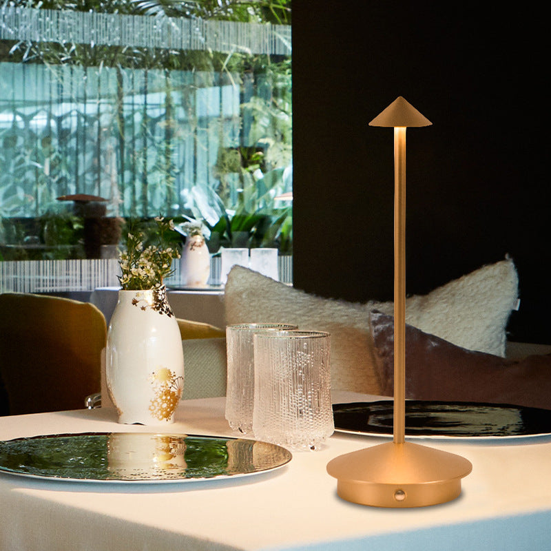 Pilformet lampe LED | Lampe de table sans fil | Dimmable avec luminosité réglable | IP65 étanche aux éclaboussures | Batterie 3000mAh | Temps de