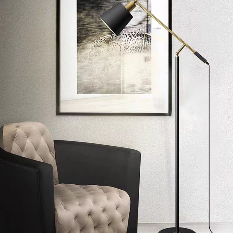 Sorentine | Elegante und verstellbare Stehlampe | Modernes Design | Robuste Konstruktion | Optimale Beleuchtung für Wohnzimmer, Schlafzimmer oder