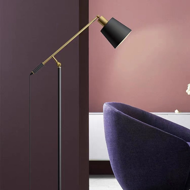 Sorentine | Elegante und verstellbare Stehlampe | Modernes Design | Robuste Konstruktion | Optimale Beleuchtung für Wohnzimmer, Schlafzimmer oder
