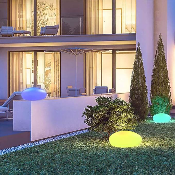 Brosten Havebelysning | 16 Farver LED Lys | Vejrbestandig Udendørs Lampe | Fjernbetjening | USB-C Oplader | Lang Batteritid | Elegant Design
