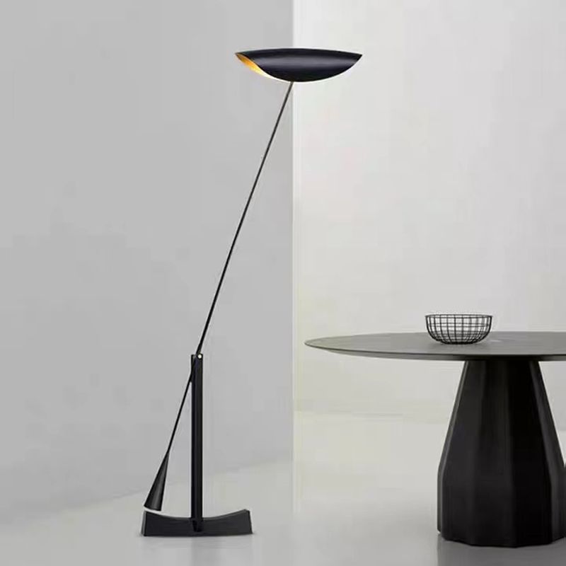 Feranvia | Moderne Stehlampe | Zeitloses Minimalistisches Design | Stabile Basis | Hohe Qualität | Effektive Beleuchtung | Passt für Wohnzimmer,
