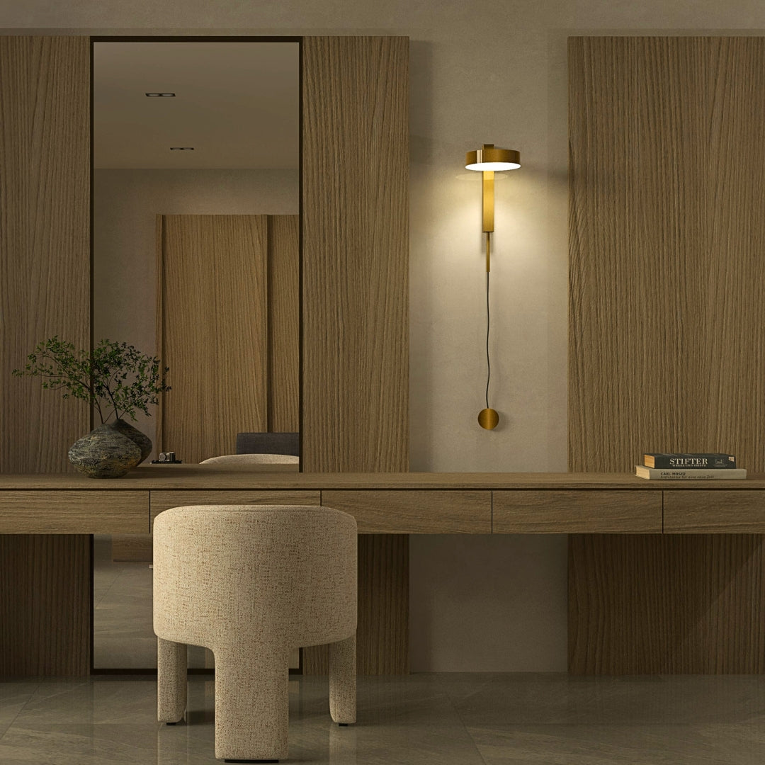 Celine lampskärm | Aluminium | Dimbar LED | Roterande skärm | Modern design | 20W | Vägglampa | Höjd 28 cm | Bredd 10 cm | Justerbar längd 66 cm | UL-certifierad | Lämplig för alla inredningar