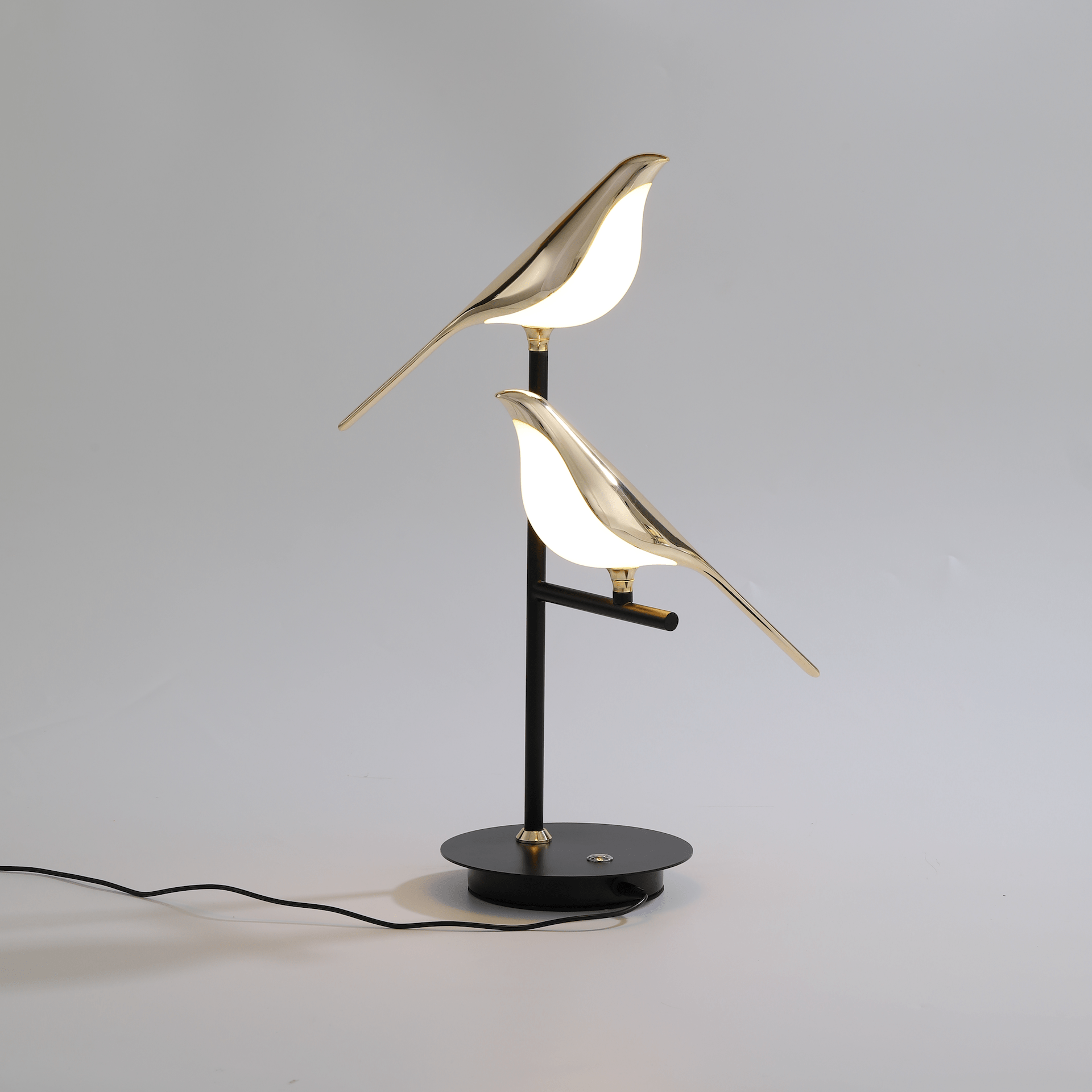 Chiriya Luminoir | Lampe de table LED en forme d'oiseau | Design moderne | Éclairage polyvalent | Haute qualité | 20W | 53 cm de hauteur | Parfait