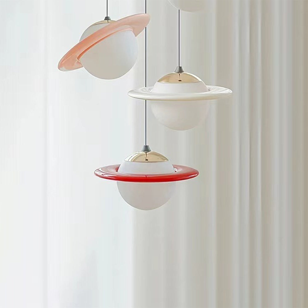 Kreativ LED-taklampa | Färgglad glasdesign | Modern belysning | Lämplig för kök och vardagsrum | 20 cm diameter | Kabelanslutning | CE- och UL-certifierad | Lätt att rengöra | Unikt planetariskt utseende