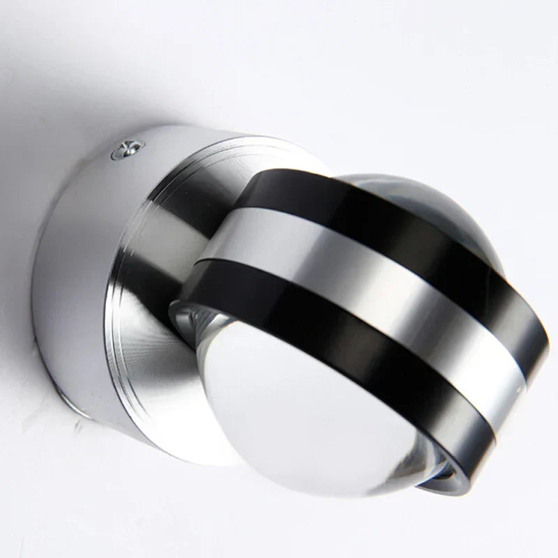 Luminoir | Elegante LED Wandleuchte | Kristall & Metall | Energieeffizient | 3000K Warmweiß | 8W | 35x15x10 cm | Modernes Design | Perfekt für