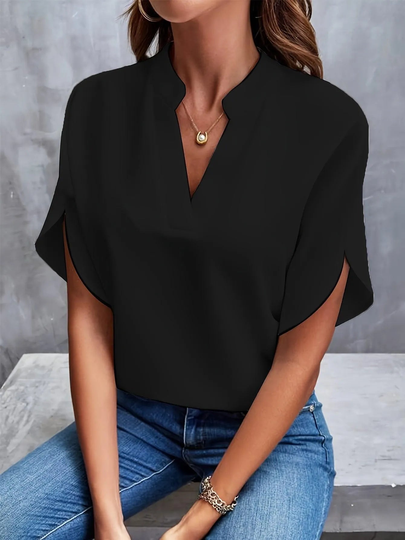 Sabrina - Elegant lys bluse til kvinder