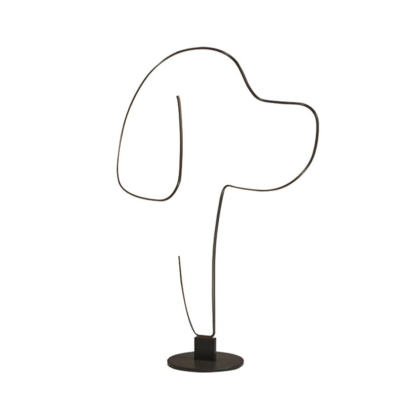 Linthore | Moderne Stehlampe aus Metall | Effektive Beleuchtung | Skulpturales Design | Robuste Konstruktion | Silber-Finish | Perfekt für