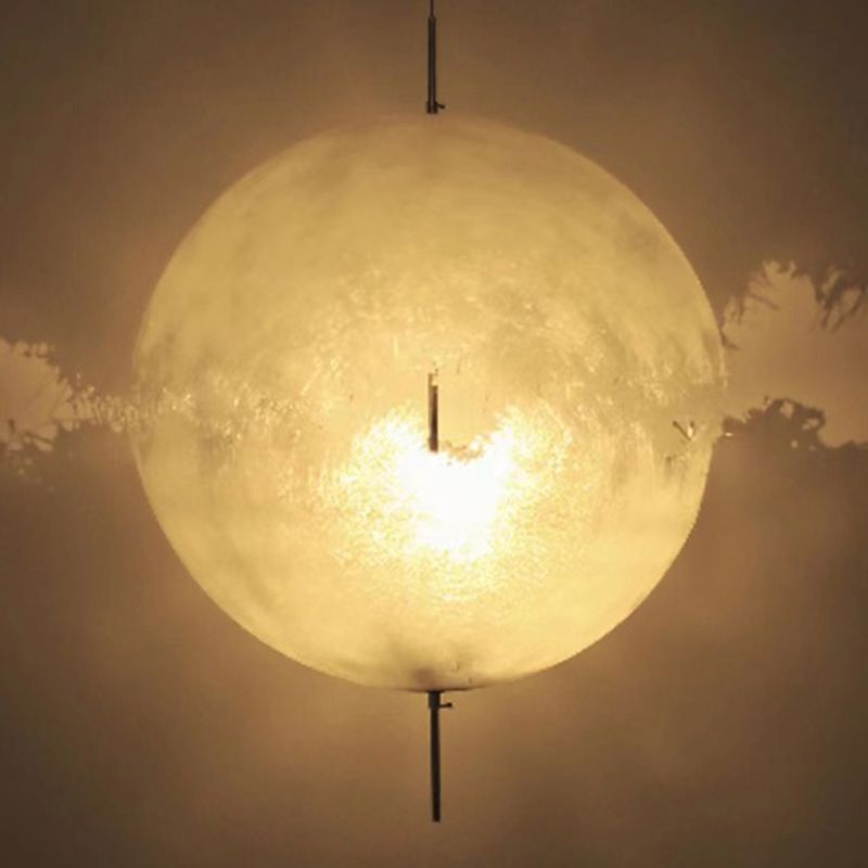 Moderne Stehlampe | Einzigartiges Design | Valerina | Sphärischer Schirm | Schlanker Fuß | Wohnzimmer | Schlafzimmer | Büro | Stilvolle Akzent