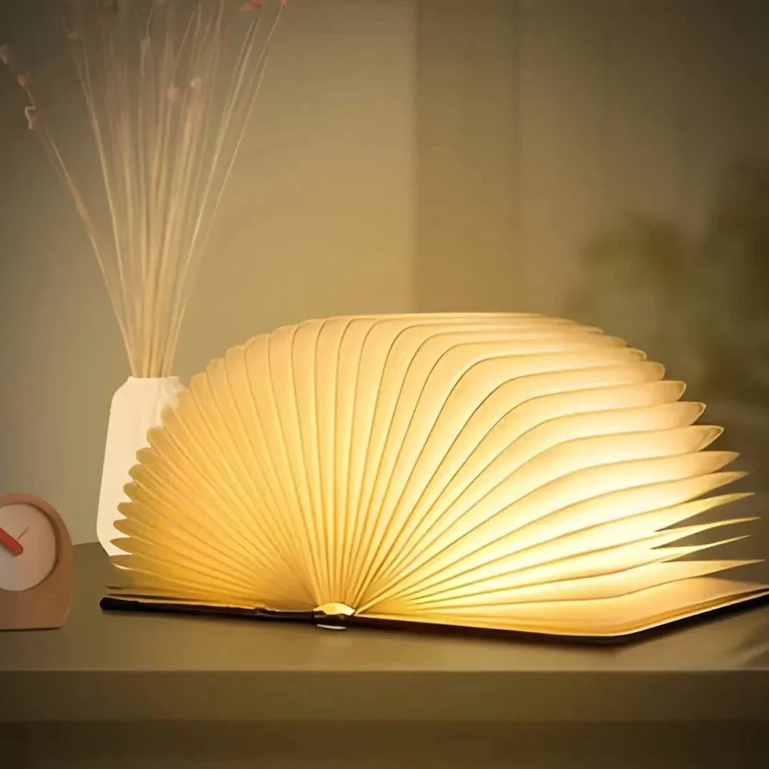 LED Lampe | Fortryllende Design | Åben Bog Form | Sensorstyring | Brun | Genopladelig | USB | CE Certificeret