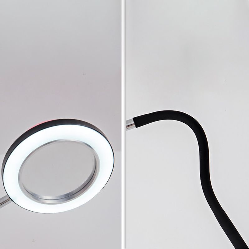 Domelia | Schlankes Design | Minimalistische Stehlampe | Moderne Beleuchtung für Wohnzimmer und Schlafzimmer | Robuste Konstruktion | Elegante