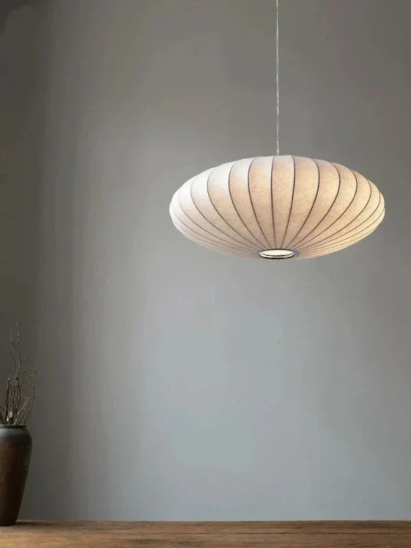LumiSier | Couronne Suspendue en Soie Exclusive | Cristal & Soie | Pour une Atmosphère Luxueuse | Éclairage de Plafond Intérieur | Design