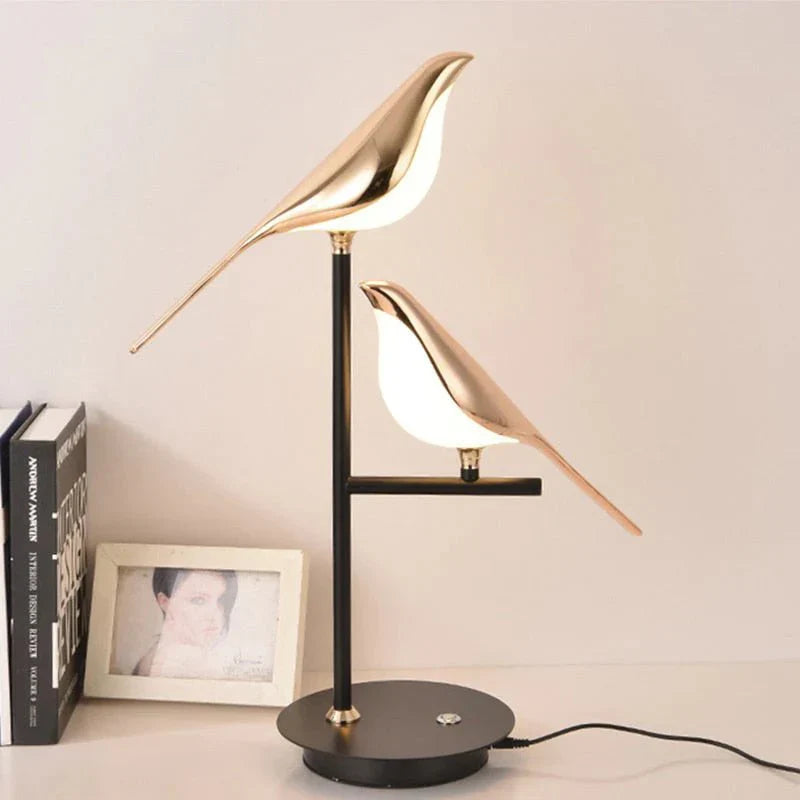Chiriya Luminoir | Lampe de table LED en forme d'oiseau | Design moderne | Éclairage polyvalent | Haute qualité | 20W | 53 cm de hauteur | Parfait