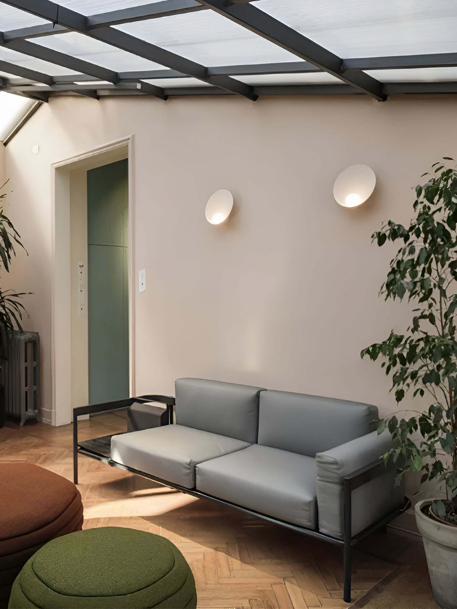 Weiße Perle Wandleuchte | Wabi-Sabi Design | Mattes Glas | Holz- und Harzbasis | LED-kompatibel | Elegante Beleuchtung | Einfache Installation