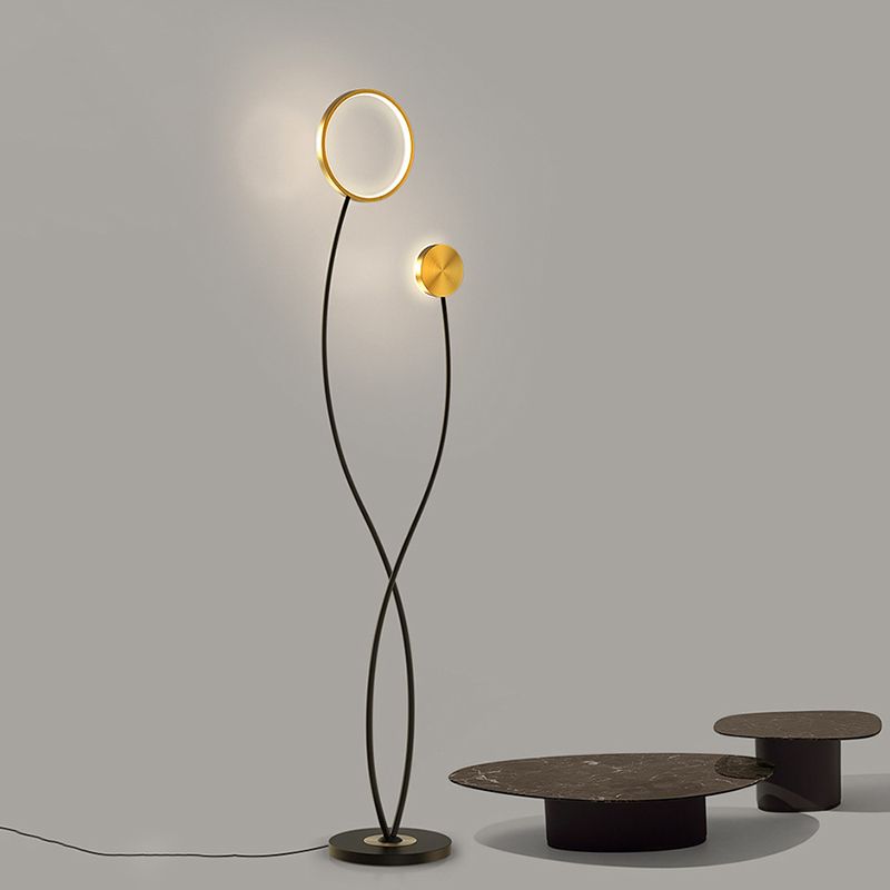 Felarno | Moderne Designer Stehlampe | Minimalistisches Bogenförmiges Design | Stilvolle Dekoration | Hochwertiges Material | Effektive Beleuchtung