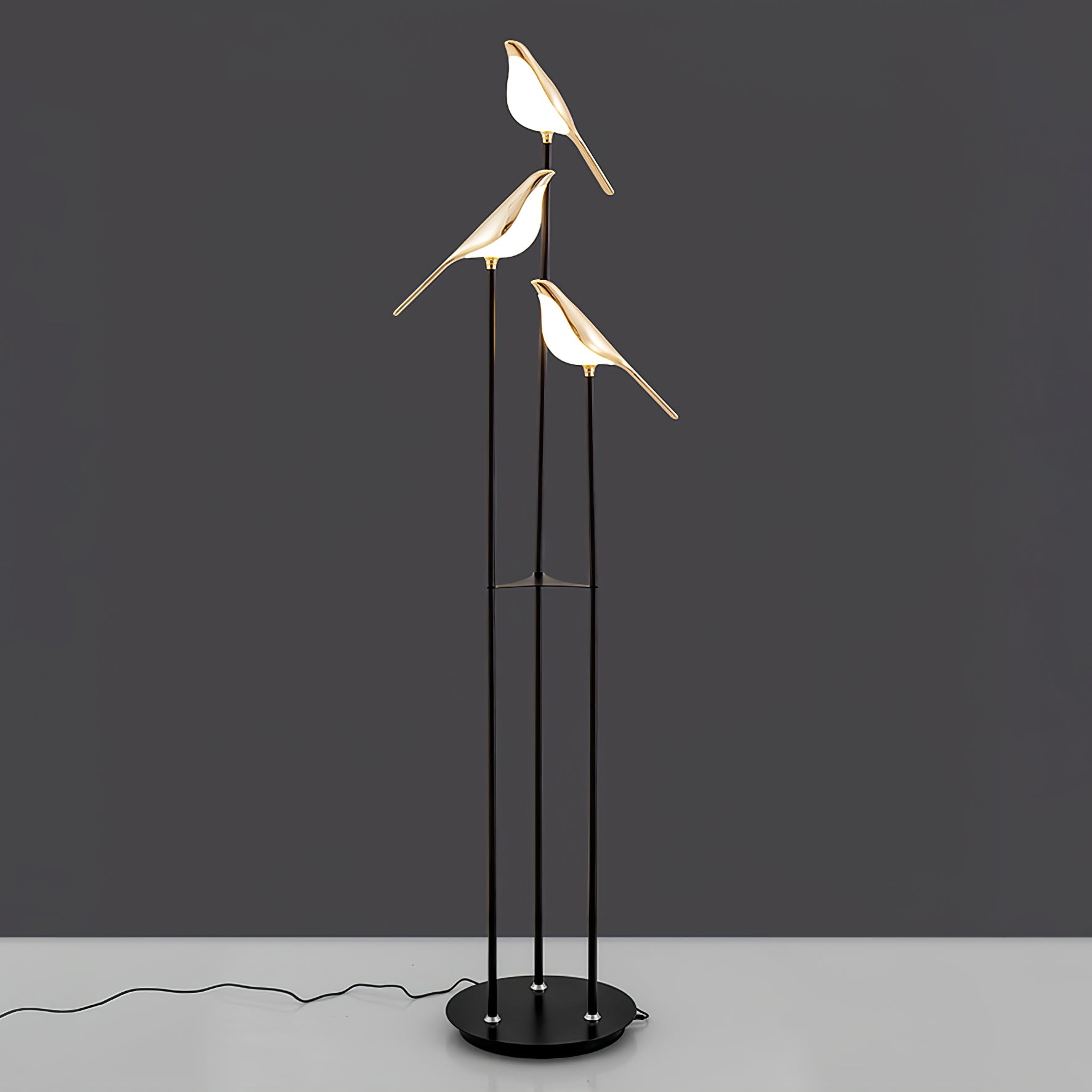 Misterlamp Magpie Perch Kollektion | Stehlampe | Integrierte LED | Minimalistisches Design | Schwarzes Gestell | Naturinspiriertes vogelähnliches