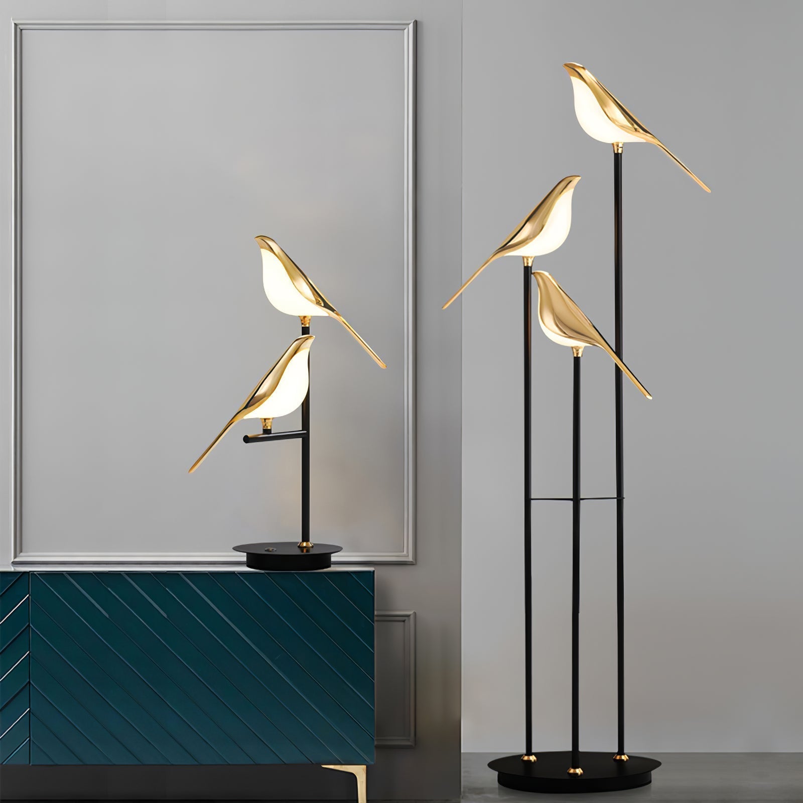 Misterlamp Magpie Perch Kollektion | Stehlampe | Integrierte LED | Minimalistisches Design | Schwarzes Gestell | Naturinspiriertes vogelähnliches