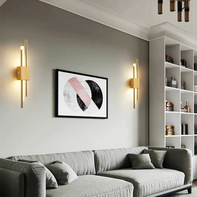 LightLuxe | LED Wandleuchte mit Schlankem Design | USB Aufladung | 30x15x5 cm | Warm Weiß 3000K | Effizient 10W | Aluminium Finish | Einfache