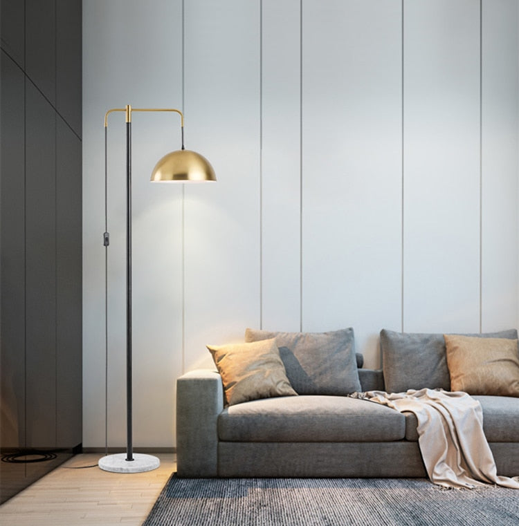 Modern Avorena | Golvlampa med marmorfot | Minimalistisk design | Effektiv belysning | Robust konstruktionsmaterial | Perfekt för vardagsrum, sovrum eller arbetsplats | Hög kvalitet