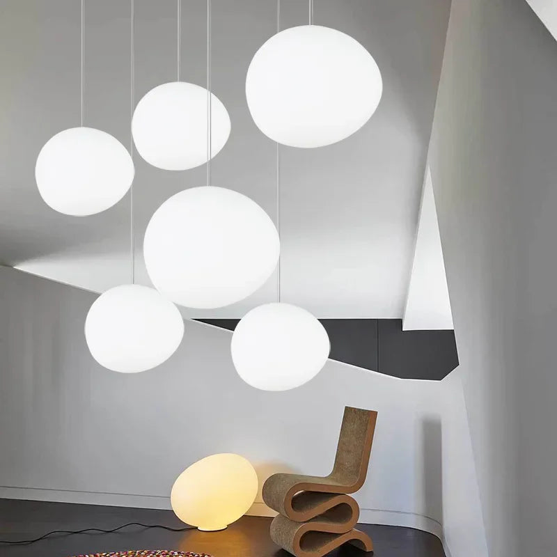 SphereShine | Suspension en verre | Design rond et moderne | Éclairage diffus doux | Installation facile | Plusieurs tailles | Lampe pour salon et