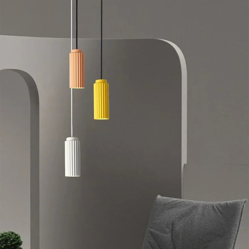 AuroraGlint Lampe LED | Design Scandinave | Métal & Verre | Énergétiquement efficace | Pour Salon & Salle à manger | Réglage facile de la hauteur