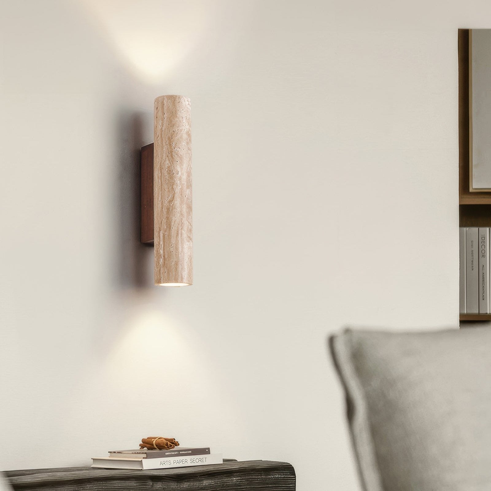KAMELLE | Elegant Væglampe i Høj Kvalitet | Energibesparende Design | Alsidig Belysningsløsning til Enhver Stil i Hjemmet